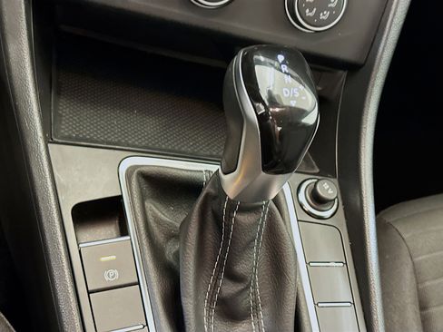 Used 2024 Volkswagen Jetta S image 24