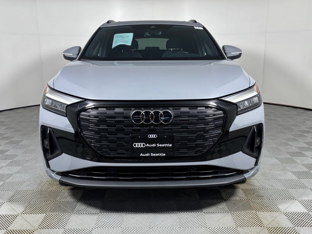 Used 2023 Audi Q4 e-tron Premium Plus w/ Premium Plus AWD/4WD image 2