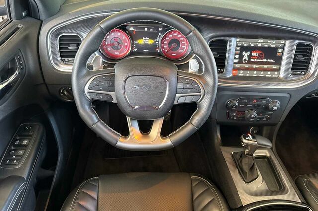 Used 2018 Dodge Charger SRT Hellcat RWD image 11
