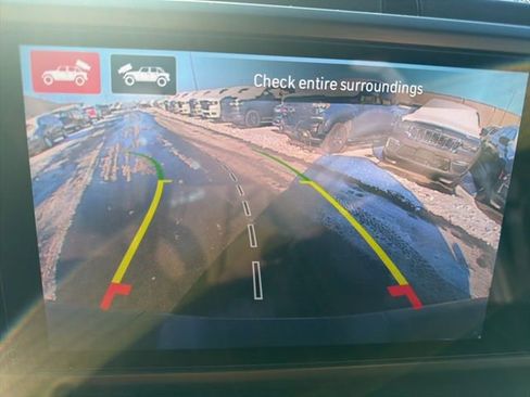 Used 2024 Jeep Wrangler Unlimited Rubicon 4xe image 16