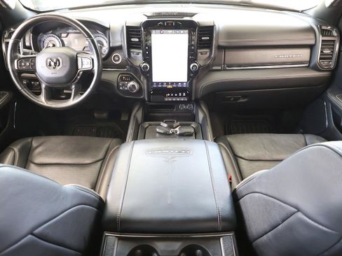 Used 2022 RAM 1500 Limited AWD/4WD image 16