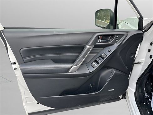 Used 2018 Subaru Forester 2.5i Touring w/ Popular Package #2 image 22