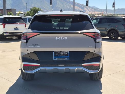 Used 2024 Kia Sportage SX AWD/4WD image 4