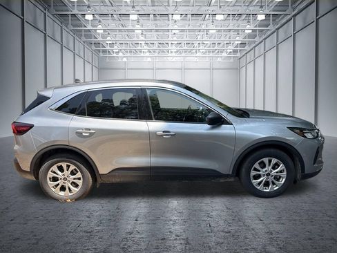 Used 2024 Ford Escape Active FWD image 6