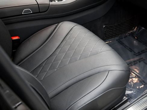 Used 2020 Mercedes-Benz Maybach S 560 4MATIC image 56