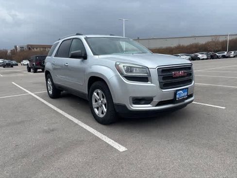 Used 2014 GMC Acadia SLE image 7