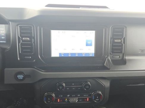 Used 2022 Ford Bronco Big Bend image 30