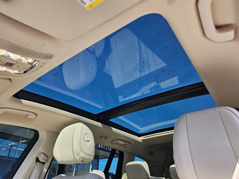 Used 2020 Mercedes-Benz GLS 450 4MATIC image 23