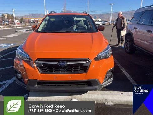 Used 2020 Subaru Crosstrek 2.0i Premium w/ Moonroof Package 2 image 2