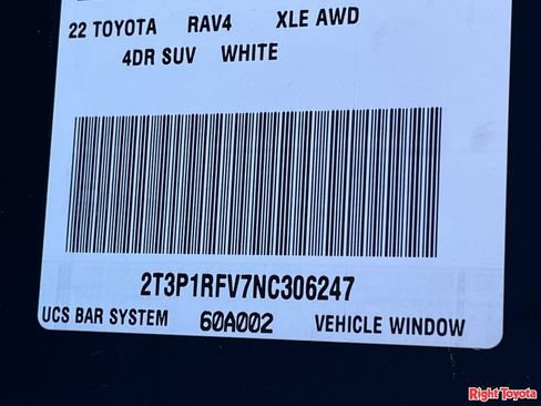 Certified 2022 Toyota RAV4 XLE w/ Convenience Package AWD/4WD image 35