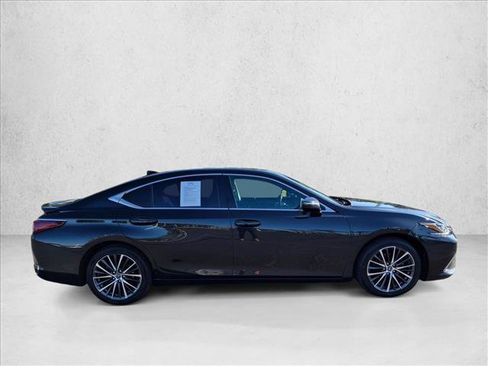 Used 2023 Lexus ES 300h w/ Premium Package FWD image 4