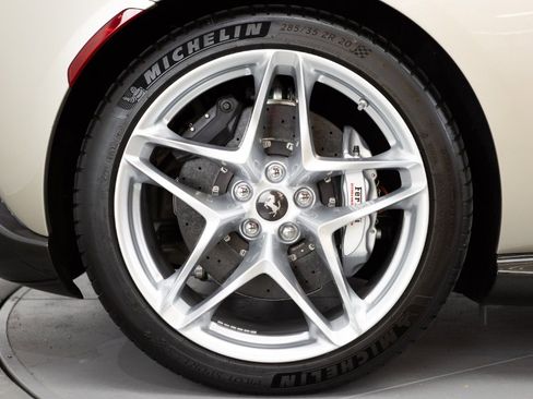 Certified 2024 Ferrari Roma Spider image 23