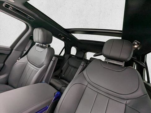New 2026 Land Rover Range Rover Sport Dynamic SE AWD/4WD image 14