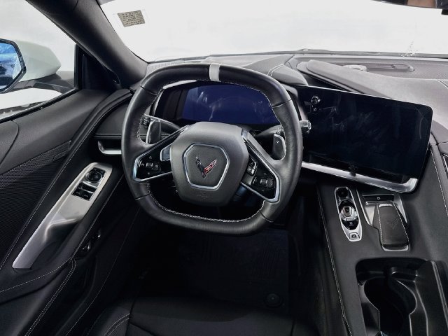Used 2023 Chevrolet Corvette Stingray Coupe w/ 1LT RWD image 23