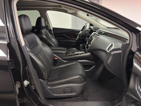 Used 2019 Nissan Murano Platinum image 10