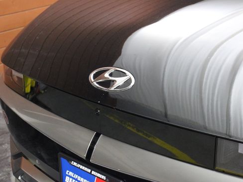 Used 2024 Hyundai Ioniq 5 Limited image 3