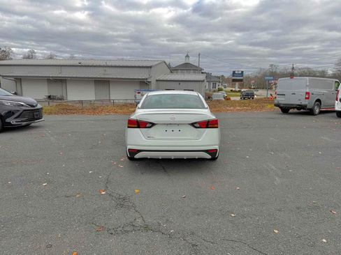 Used 2021 Nissan Altima 2.5 S image 6