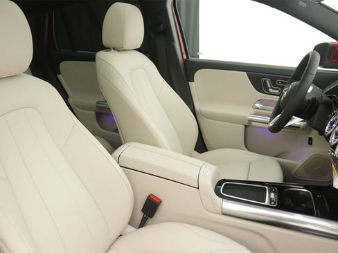 New 2026 Mercedes-Benz GLA 250 image 9