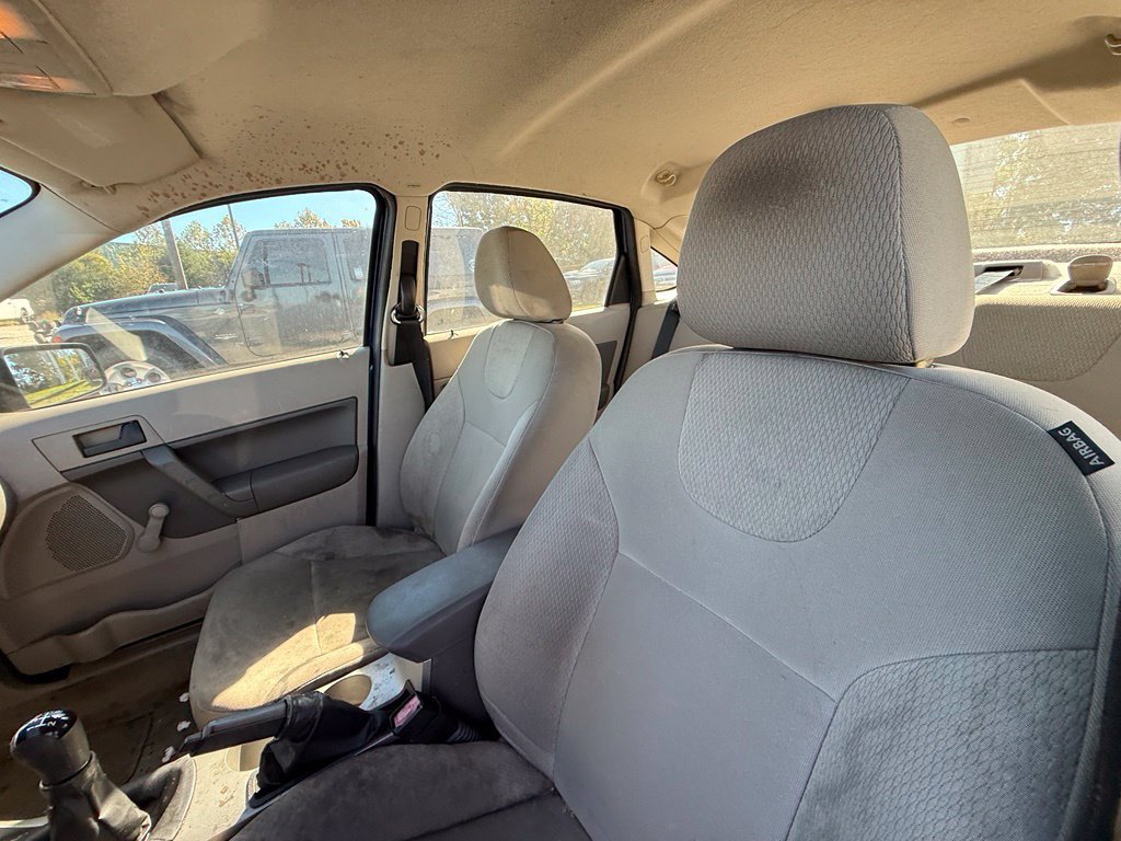 Used 2008 Ford Focus S FWD image 13