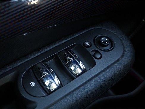 Used 2019 MINI Cooper Clubman S image 21