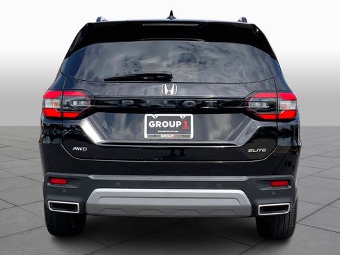 Used 2024 Honda Pilot Elite image 5