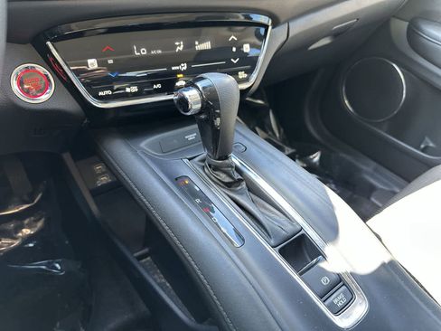 Used 2021 Honda HR-V EX image 18