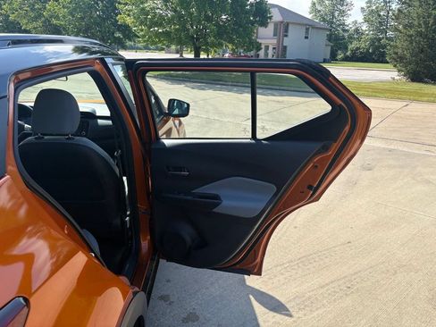 Used 2023 Nissan Kicks SR w/ SR Premium Package FWD image 33