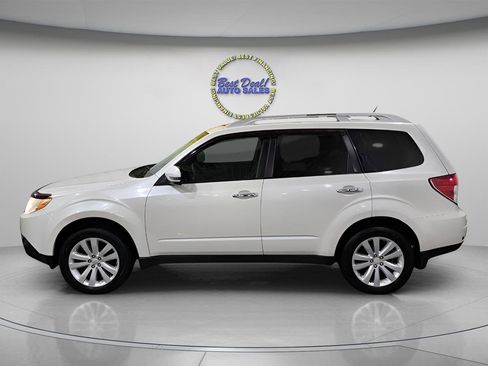 Used 2013 Subaru Forester 2.5X Touring AWD/4WD image 3