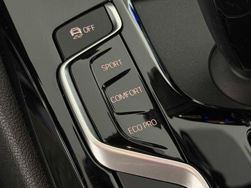 Used 2019 BMW 530e w/ Convenience Package RWD image 33