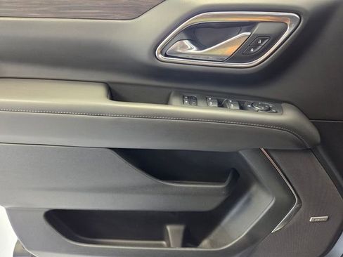 Used 2024 Chevrolet Tahoe LT RWD image 42