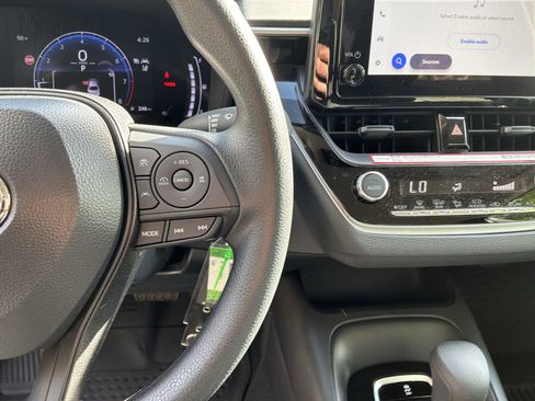 Used 2026 Toyota Corolla LE image 20