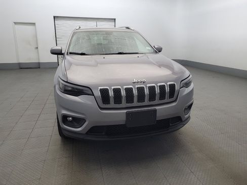 Used 2019 Jeep Cherokee Latitude Plus w/ Comfort/Convenience Group image 14