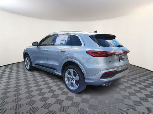 New 2025 Audi Q5 Premium Plus image 4