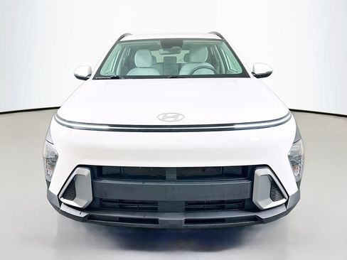Certified 2025 Hyundai Kona SEL FWD image 2