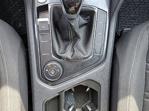 Used 2024 Volkswagen Tiguan S AWD/4WD image 9