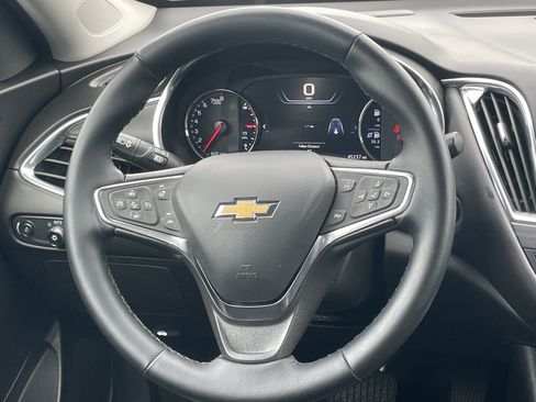 Used 2024 Chevrolet Malibu LT FWD image 18
