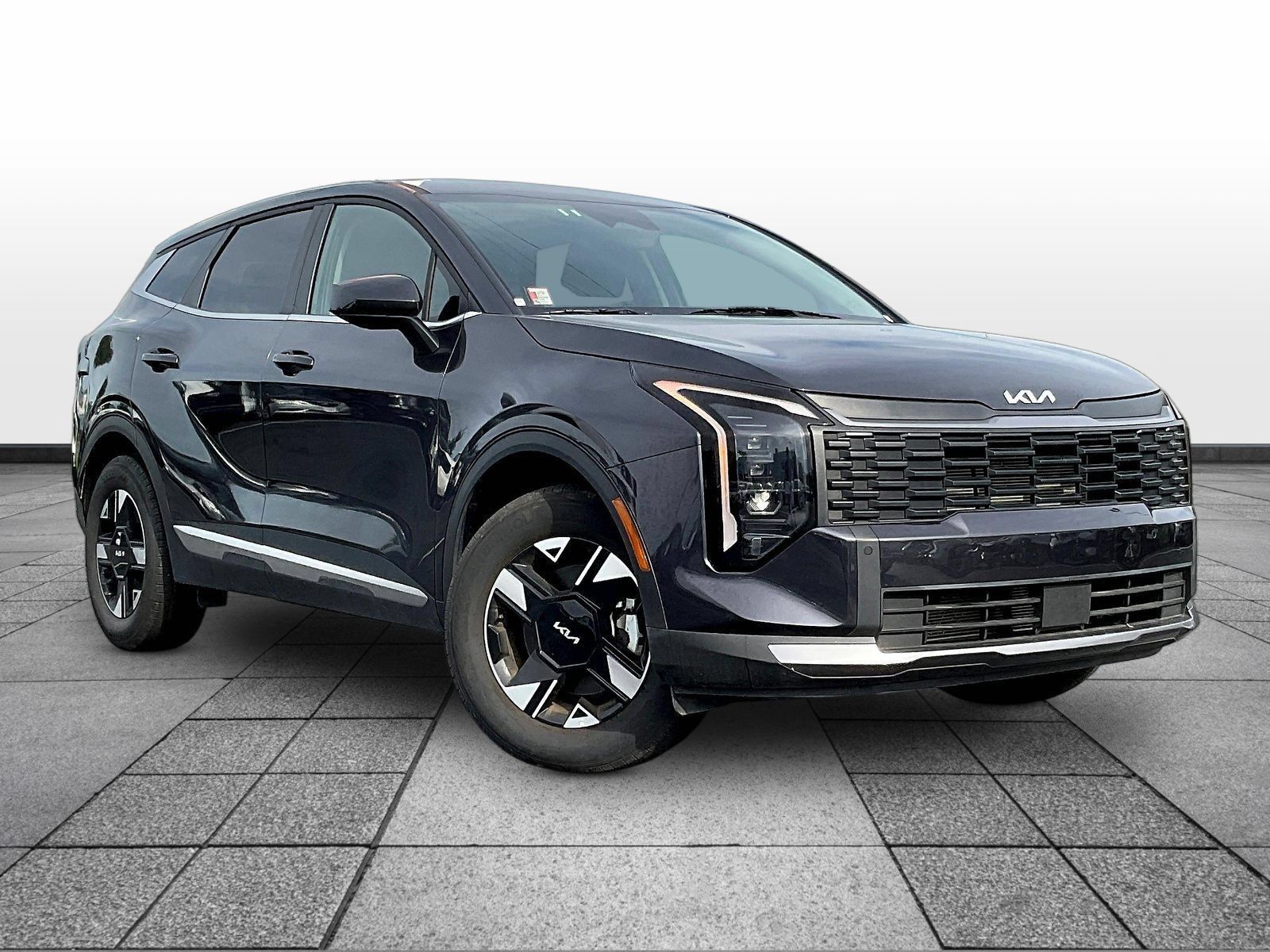 Used 2026 Kia Sportage LX AWD/4WD image 1