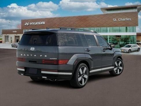 Certified 2026 Hyundai Santa Fe Limited AWD/4WD image 5