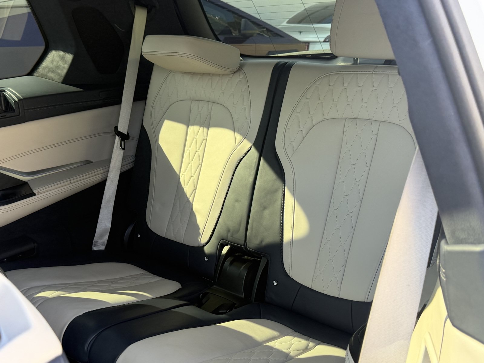Used 2019 BMW X7 xDrive50i w/ Dynamic Handling Package AWD/4WD image 28