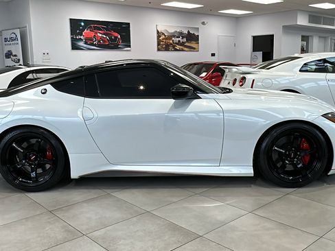New 2023 Nissan Z Performance w/ Floor Mat Package (L93) image 24