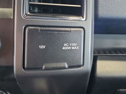 Used 2019 Ford F150 XLT w/ Equipment Group 302A Luxury AWD/4WD image 26