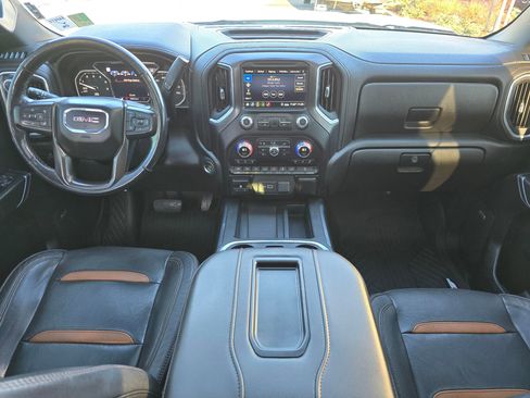 Used 2020 GMC Sierra 1500 AT4 w/ AT4 Premium Package image 12