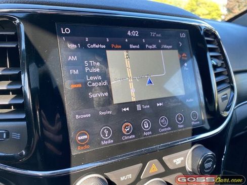 Used 2019 Jeep Grand Cherokee Limited image 11