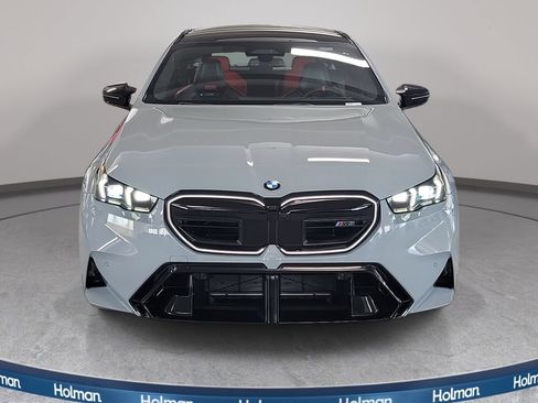 New 2027 BMW M5 Touring AWD/4WD image 2