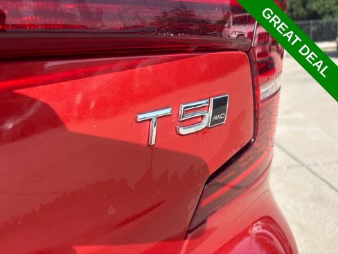 Used 2021 Volvo S60 T5 R-Design AWD/4WD image 9