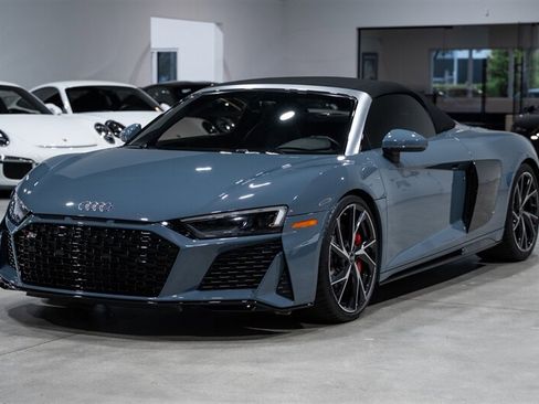 Used 2022 Audi R8 V10 performance RWD image 11