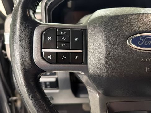 Used 2024 Ford F250 Lariat w/ Chrome Package image 19