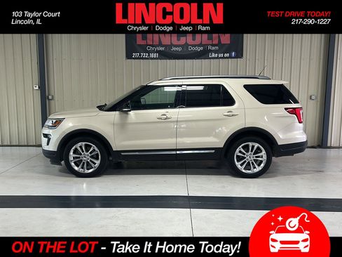Used 2018 Ford Explorer XLT w/ Equipment Group 202A FWD image 1