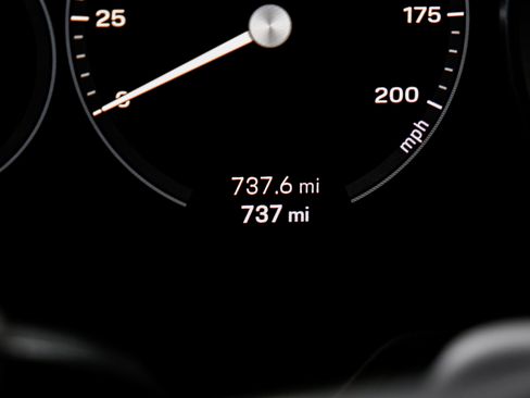 Used 2024 Porsche 911 Dakar image 12