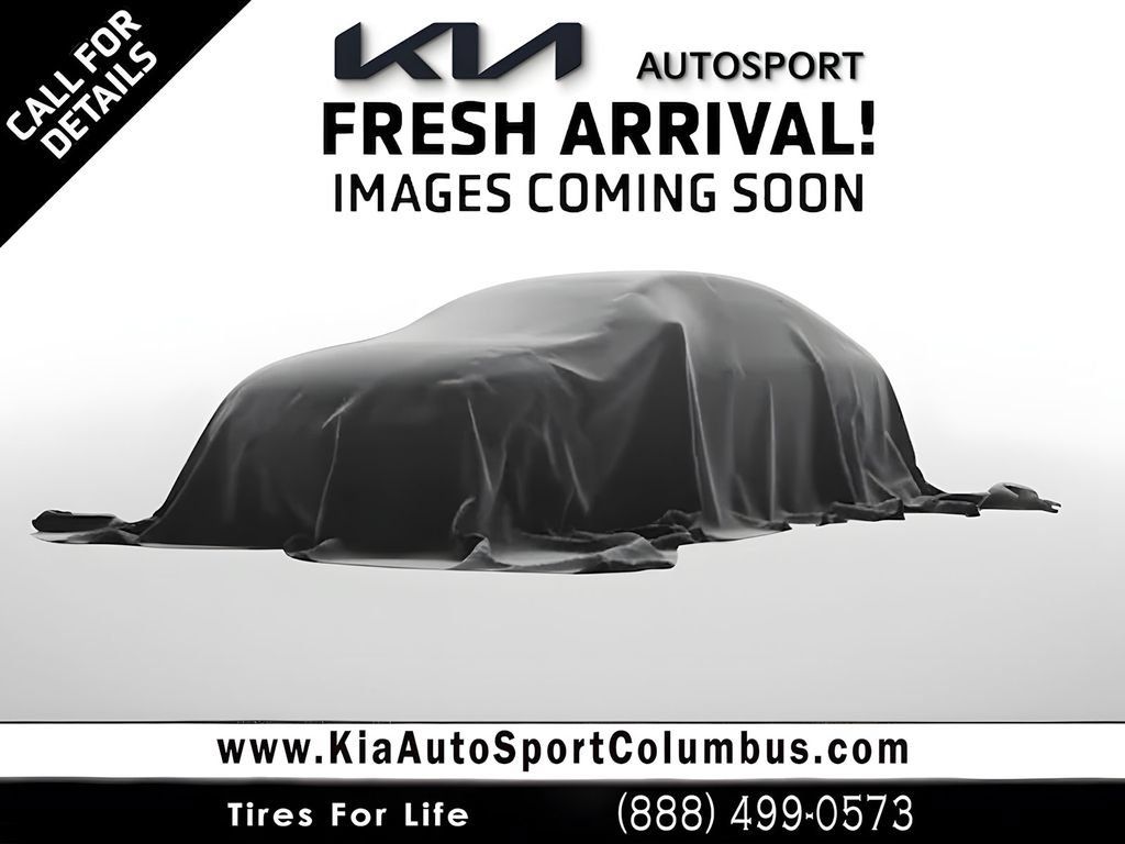 Used 2020 GMC Sierra 1500 Elevation w/ Elevation Value Package RWD image 1